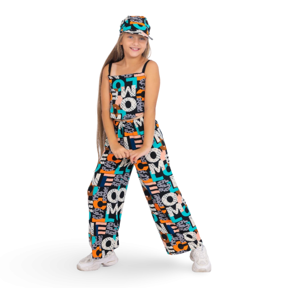 Bold girls' set with large prints and comfortable design.